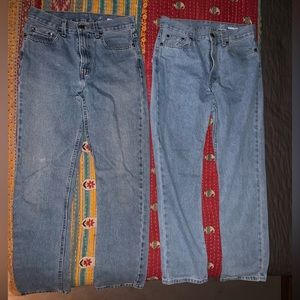 A 2 pack bundle of George jeans. 90s style and wash.